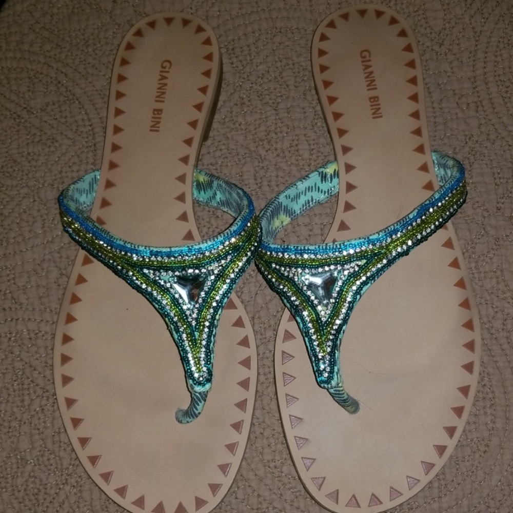 Gianni Bini sandals size 10